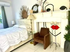 Retreat Independent Entire Room