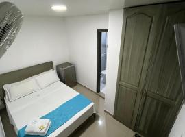 Hotel Éxito Pereira Center，位于佩雷拉玛特坎国际机场 - PEI附近的酒店