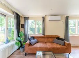 Serene Forest Stay with Comfort, cleaning included