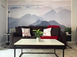 YOUR K-LINGTON BASECAMP 3A4 - Opening Nov 12, Pool & Hot tub，位于基灵顿的滑雪度假村