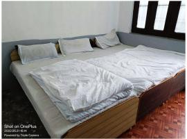 THE # KANHIYA TOURIST GUEST HOUSE KEDARNATH - Best Guest Hotel in Uttarkashi & Best Budged Hotel !，位于Phata的酒店