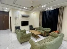 Elysian Nest 2BR Apartment Abdullah Gardens