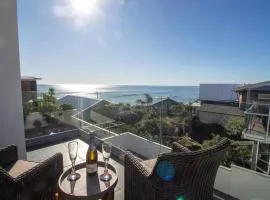 Hobson Hot Spot - enjoy stunning sea views