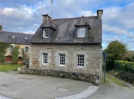 Le Gîte Des Sabotiers，位于Canihuel的酒店