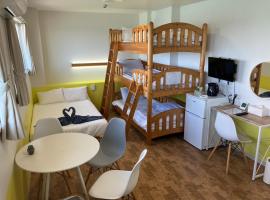 Golden Sun Beach Hotel - Vacation STAY 27721v，位于Igei的酒店