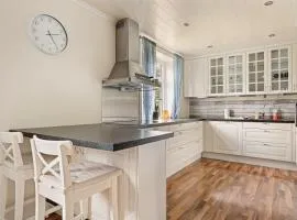 Trolltunga Fjord Living