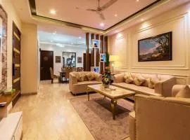 Luxury 3BHK Appartment With Fully equipped Kitchen and Balcony
