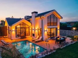 Sapanca İnci Suit