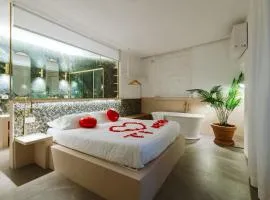 Scarlet Apartment Vernazza Heart