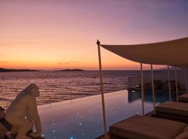 Icon Mykonos，位于Megali Ammos的豪华型酒店