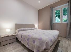 La Casa Di Angio - Val D'Intelvi，位于兰佐丁泰尔维的酒店