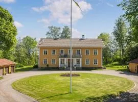 Nice Apartment In Mullsjö With Sauna