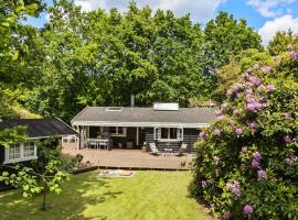 3 Bedroom Beautiful Home In Hornbæk，位于霍恩拜克的酒店