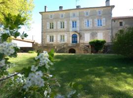 Manoir de La Peytelie，位于Savignac-les-Églises的酒店