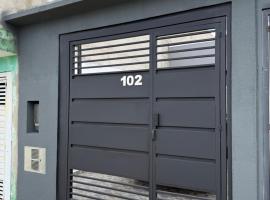 CASA Aconchegante Sorocaba Itu，位于索罗卡巴的酒店
