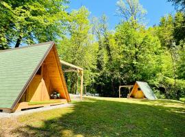 Glamping Lamperček，位于韦莱涅的露营地
