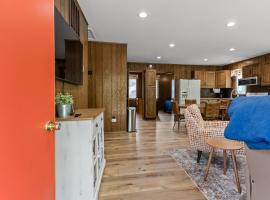 Twin Oaks B，位于米尔斯的酒店