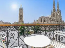 Appartement Place Pey Berland avec balcon et parking