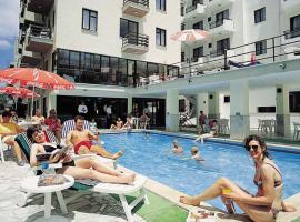 deniz apart hotel，位于库萨达斯的酒店