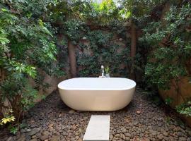 La Ramona Charming Hotel，位于塔马林多的酒店