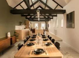 The Old Dairy Barn - Stunning Rural Retreat