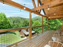Smoky Ridge Hideaway Views Hot Tub Game Room