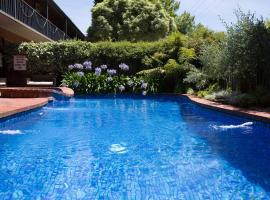 阿尔穆尔汽车旅馆，位于比奇沃斯的酒店