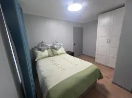 Modern Ensuite Double Bedroom in Dundrum