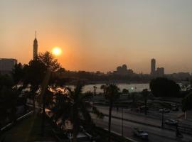 Garden City Hotel Nile Palace，位于开罗的酒店