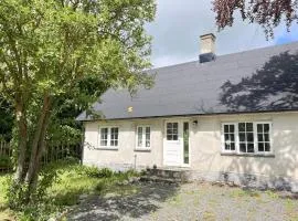 Peaceful Country Escape with Terrace