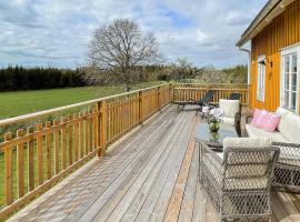 4 star holiday home in HALTORP，位于Halltorp的酒店
