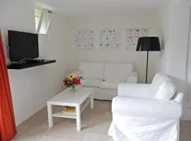 Modern Terrace Stay Montbrun, cleaning included