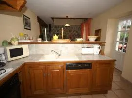 Cozy Family Home in Saint-Pons, cleaning included