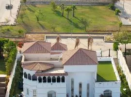 Malek Hotel