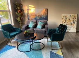 Mahogany's Comfy Haven，位于卡尔加里的海滩酒店