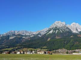 Chalet in Ellmau near Ski Slopes, cleaning included，位于埃尔毛的酒店