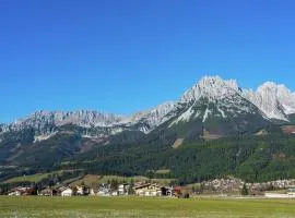 Holiday home in Ellmau near the ski lift, cleaning included