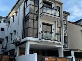 Modern Eclectic Townhouse in Diliman Quezon City