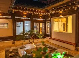 Hanok Stay Wolha Jeong - 5mins to Jongno Seoul