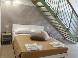 Luna Fortunata - Fano City Loft，位于法诺的酒店
