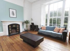 Georgian Shared House No'4 - By Clifton Short Lets，位于布里斯托的酒店