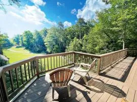 The Burrow - Cozy Fireplace Community Amenities Modern Interior