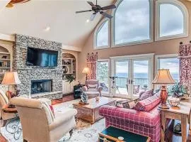 Eagles View - Gorgeous Mountain Views Luxury Interiors Telescope Library