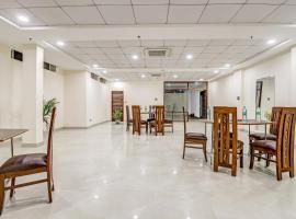 Super Townhouse Ekana Inn，位于Vibhuti Khand的酒店