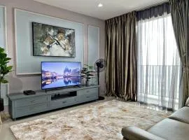 HYDE3 i-City ITQAN Premium Home - 8pax, Netflix, Parking
