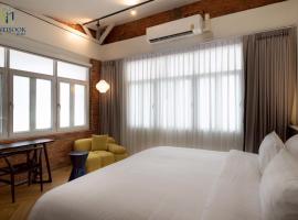 Santisookmidtown Pattani，位于Ban Rusamilae的带停车场的酒店