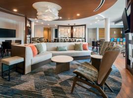 万豪桂山春季山丘套房酒店，位于劳雷尔山的酒店