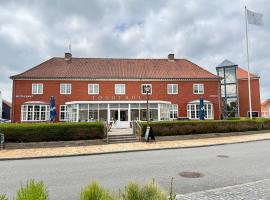 Hotel Tønderhus，位于岑讷的酒店