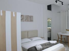 Guest House Adi Hoxha，位于培拉特的酒店