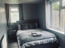 Modern Oxford Retreat - Free parking，位于牛津的酒店